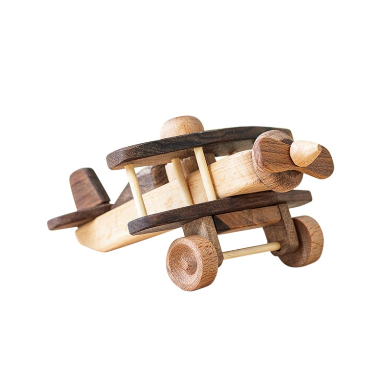 Wooden Plane With Pilot – Arwen