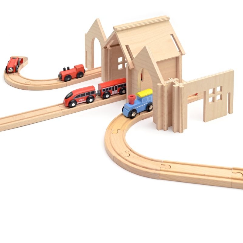 Wooden Train Station – Small Set