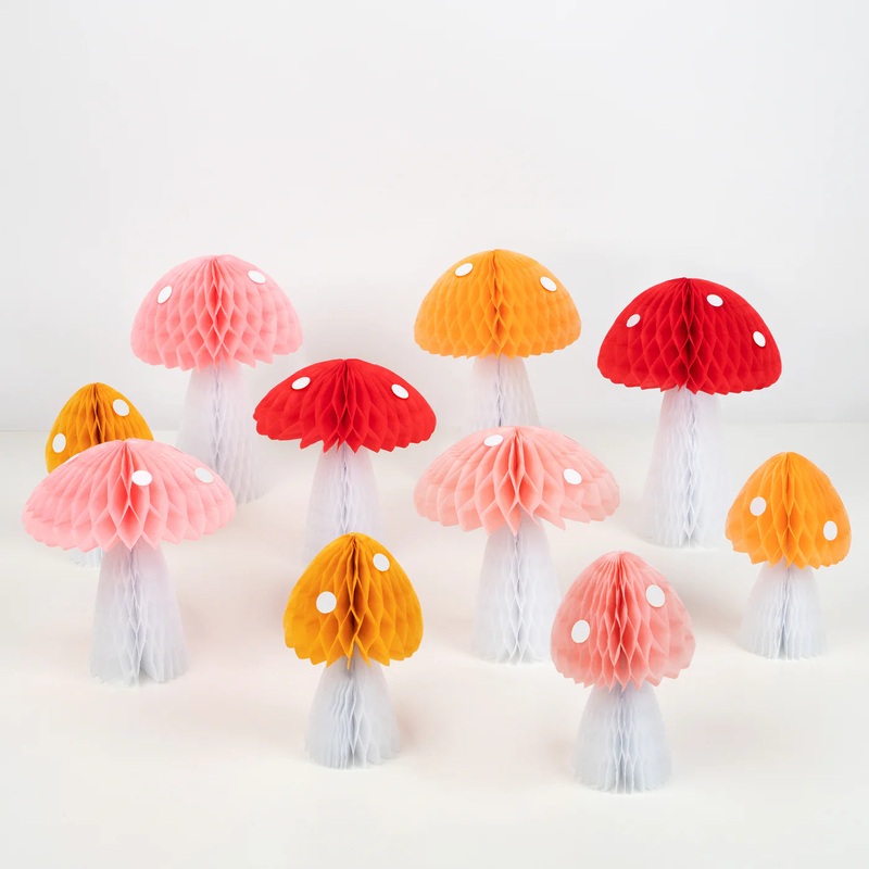 Honeycomb – Mushrooms Decorations (10pcs)